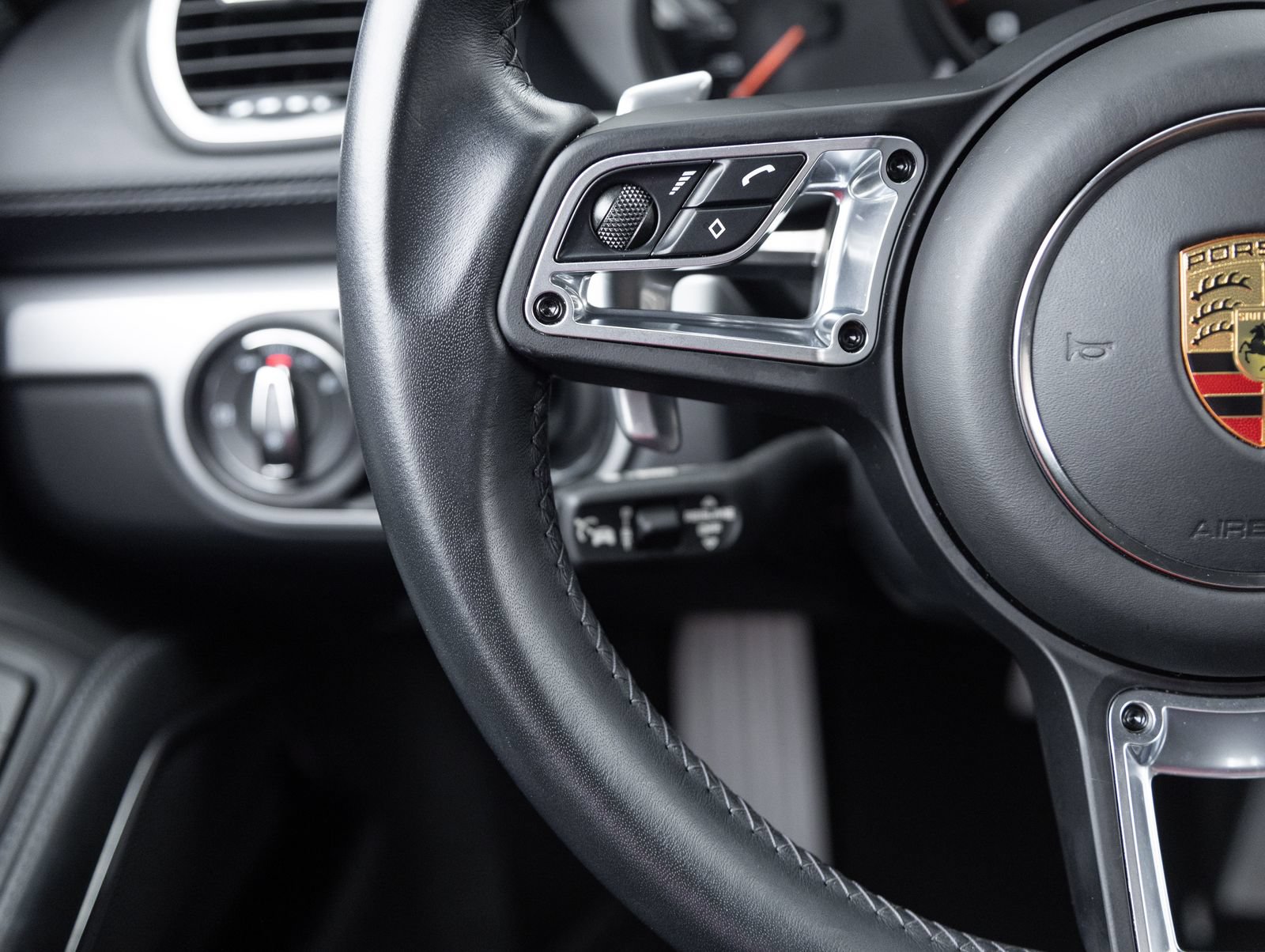 Certified 2022 Porsche 718 Cayman GTS RWD image 15
