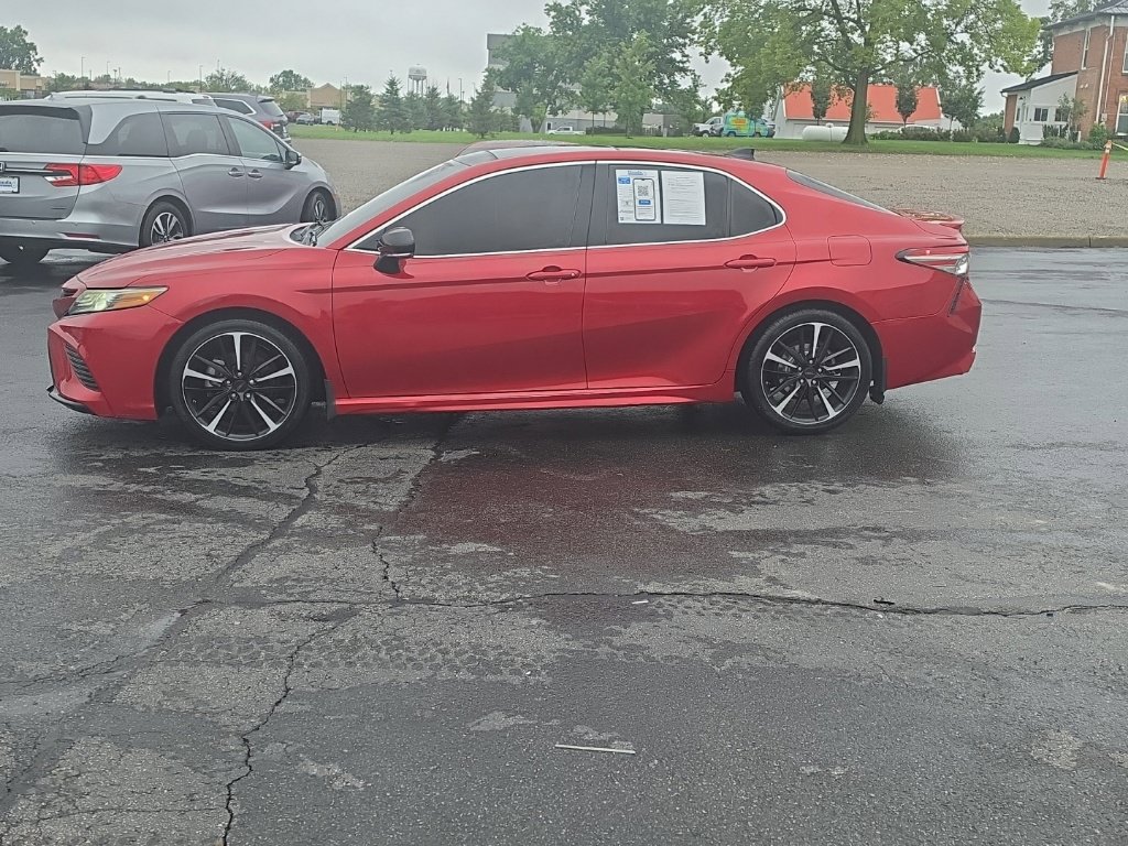 Used 2019 Toyota Camry XSE FWD image 4