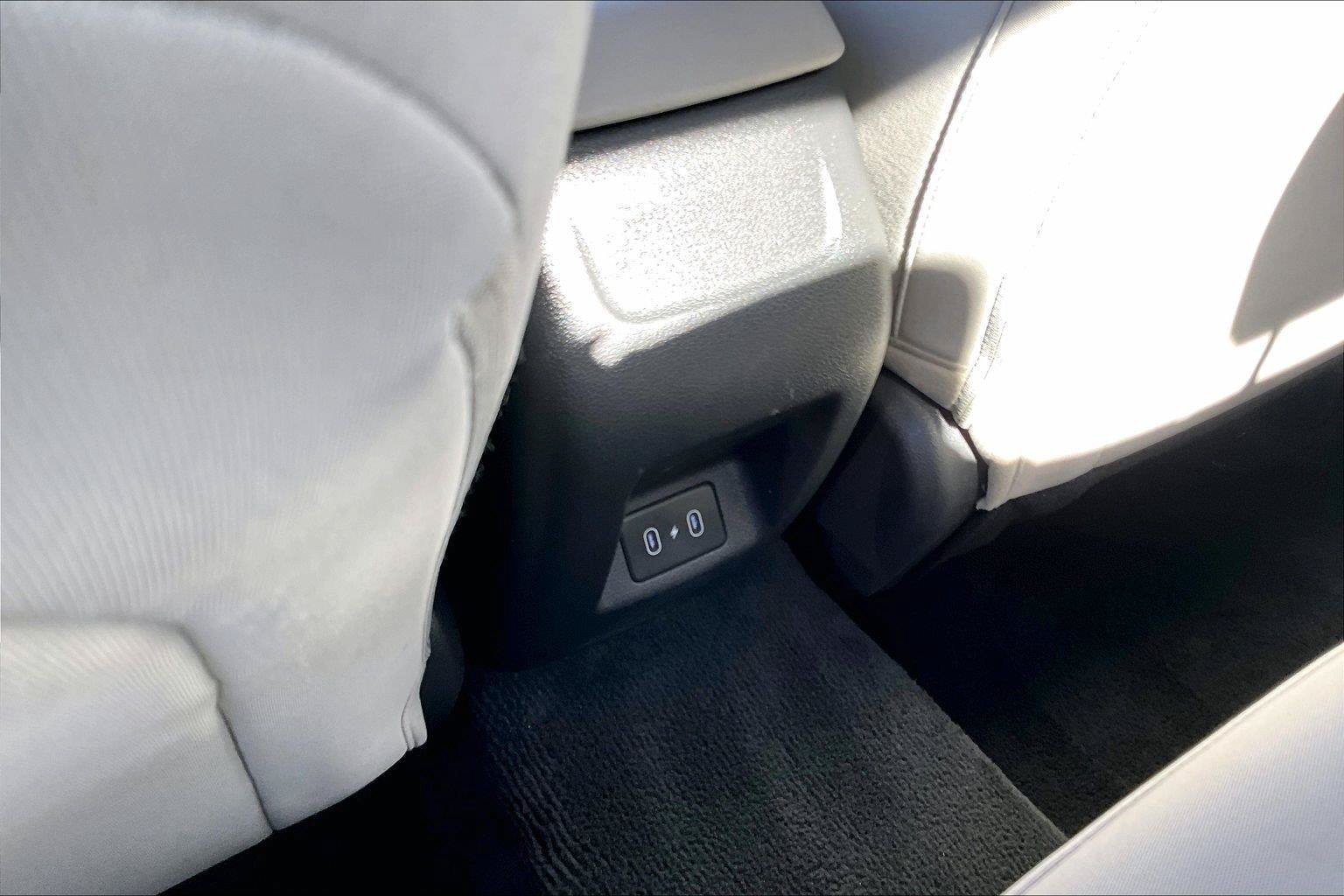 Used 2025 Hyundai Sonata SEL FWD image 32