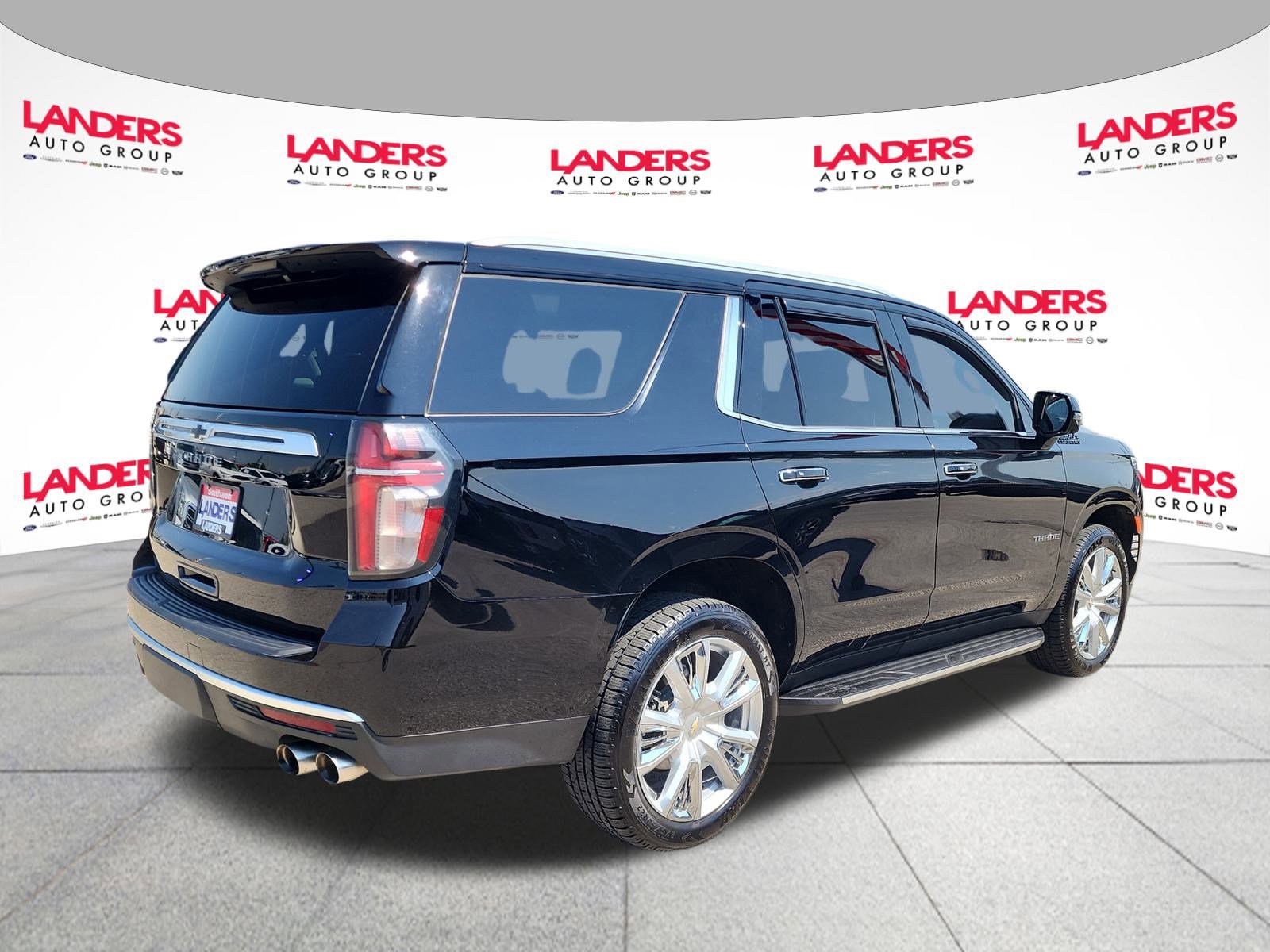 Used 2021 Chevrolet Tahoe High Country image 3