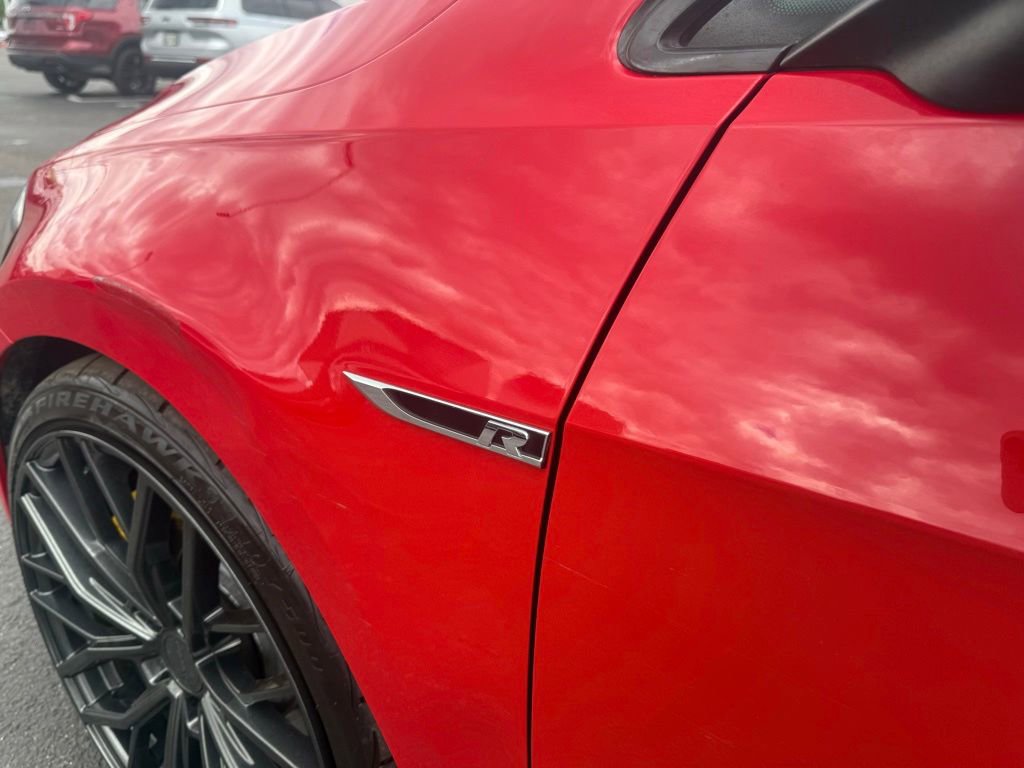 Used 2019 Volkswagen Golf R 4-Door AWD/4WD image 10