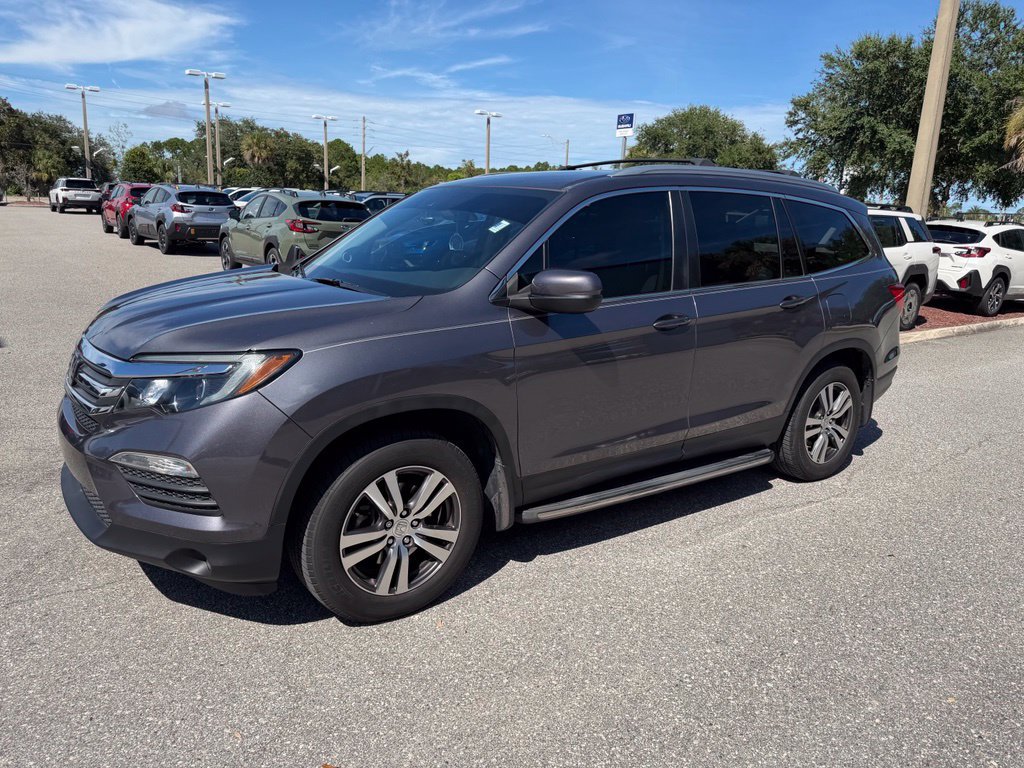 Used 2018 Honda Pilot EX image 11