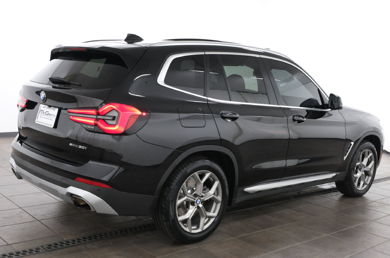 Used 2024 BMW X3 xDrive30i w/ Convenience Package AWD/4WD image 6