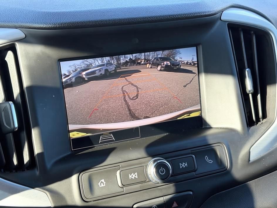 Certified 2024 GMC Terrain SLE image 17