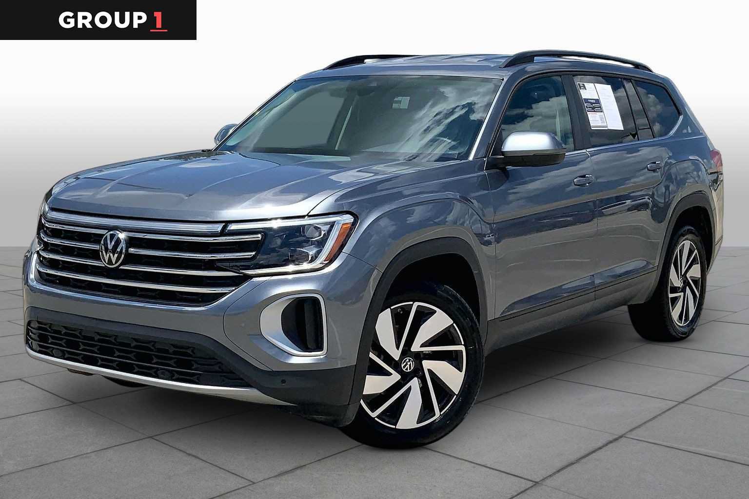 Used 2024 Volkswagen Atlas SE AWD/4WD image 1