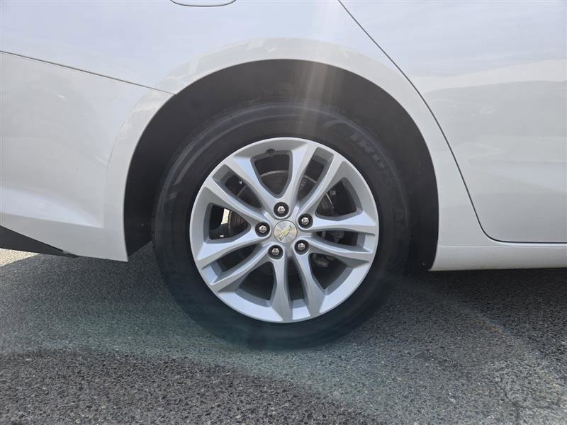 Used 2016 Chevrolet Malibu LT w/ Leather Package image 16