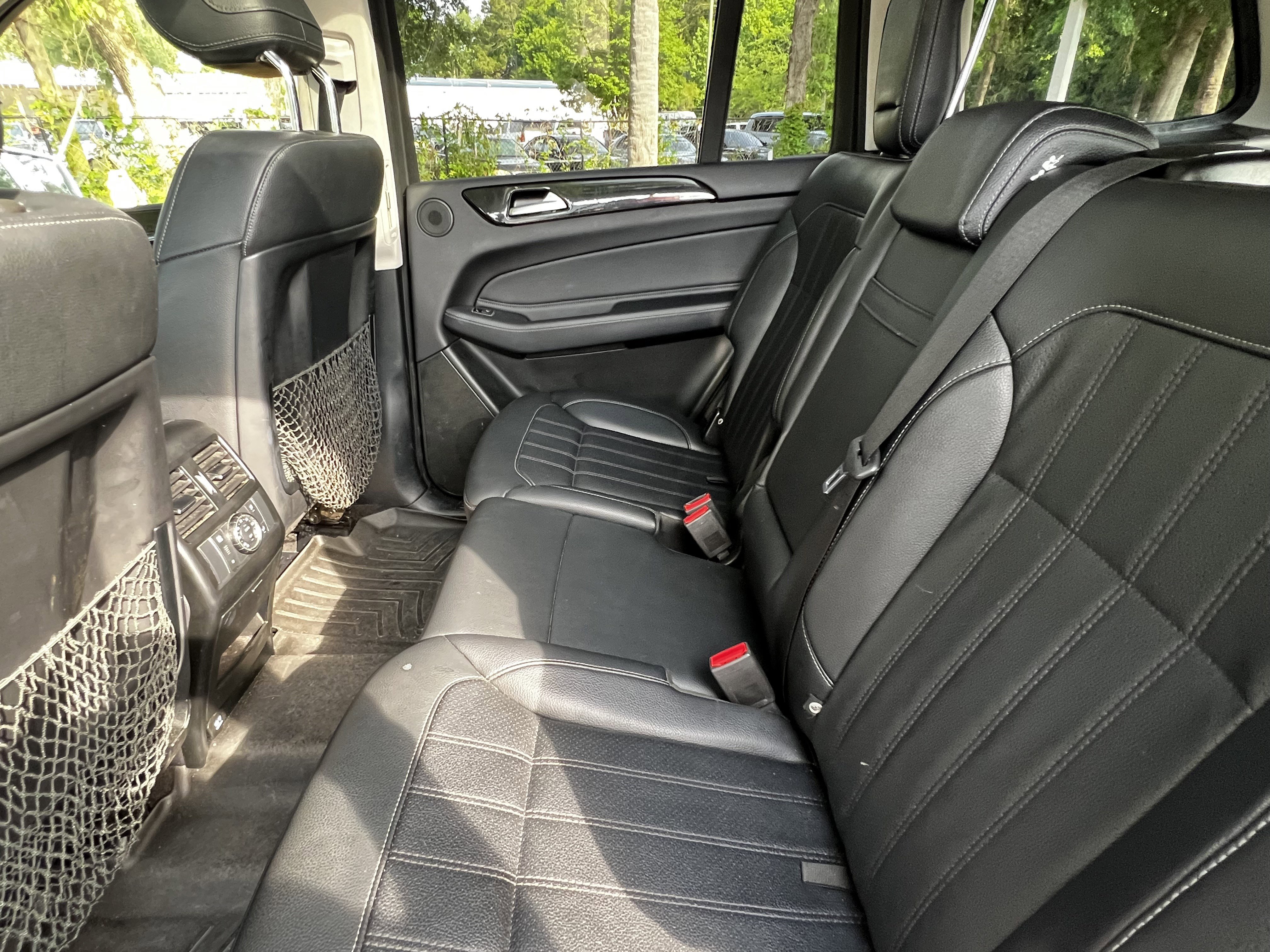 Used 2017 Mercedes-Benz GLS 450 4MATIC image 28