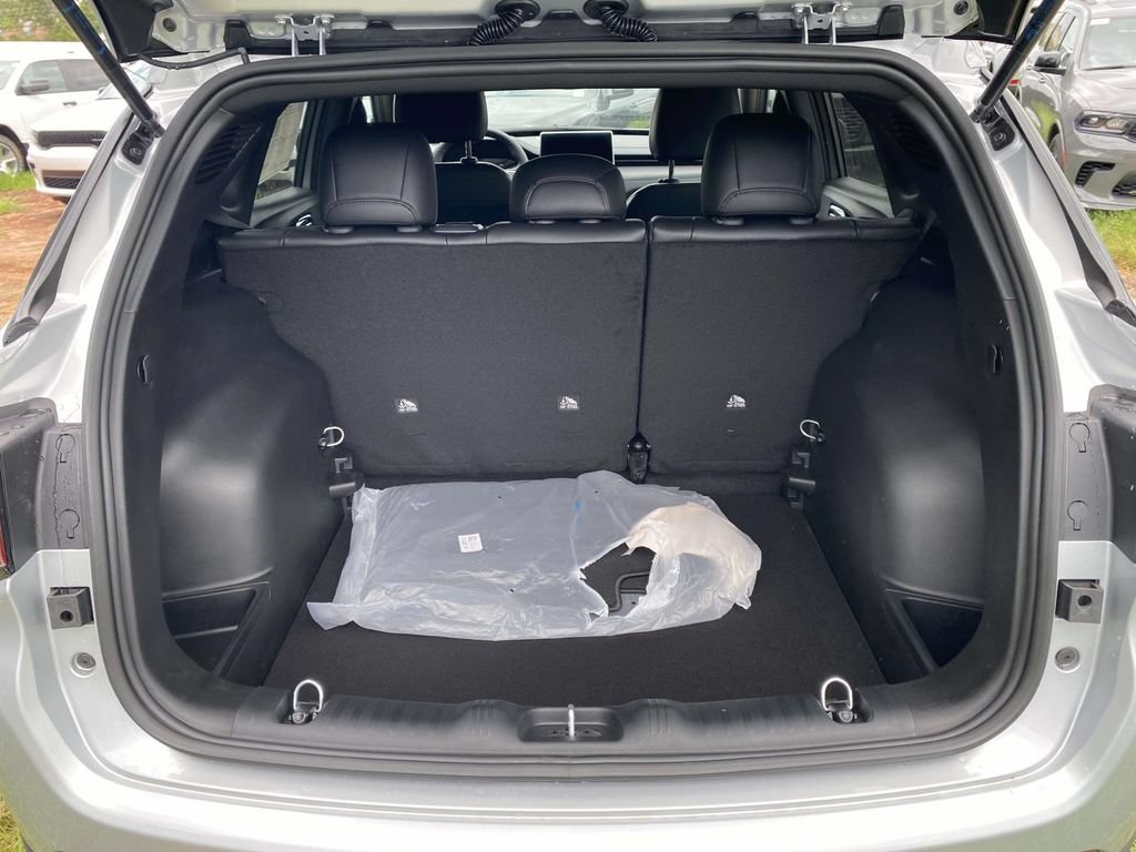 New 2026 Jeep Compass Latitude AWD/4WD image 39