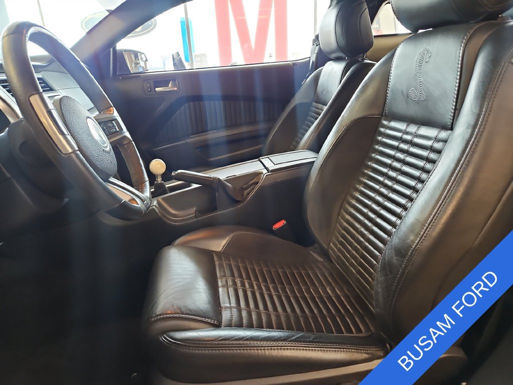 Used 2012 Ford Mustang Shelby GT500 w/ Electronics Pkg RWD image 12