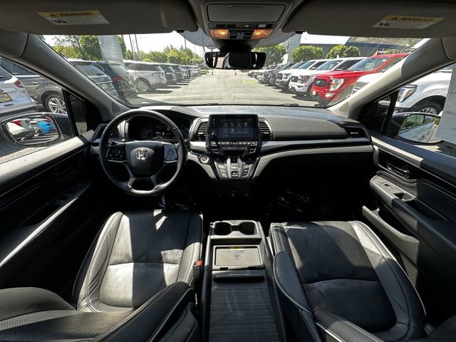 Used 2023 Honda Odyssey Elite image 16