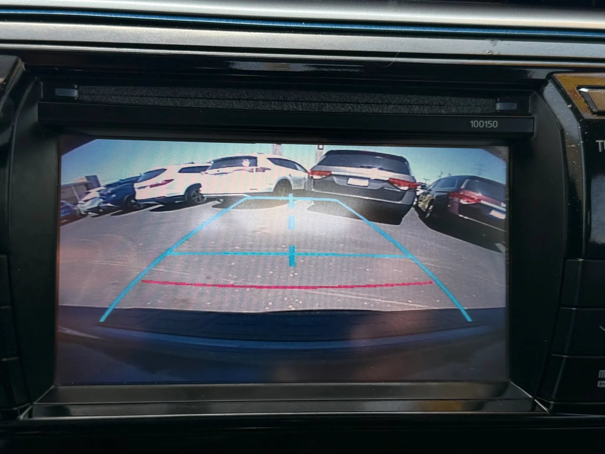 Used 2015 Toyota Corolla LE Premium FWD image 17
