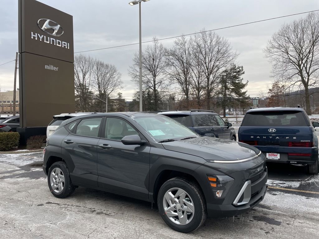 New 2026 Hyundai Kona SE image 2