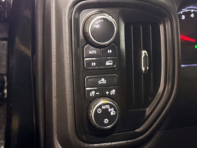 Used 2023 Chevrolet Silverado 1500 Custom image 11