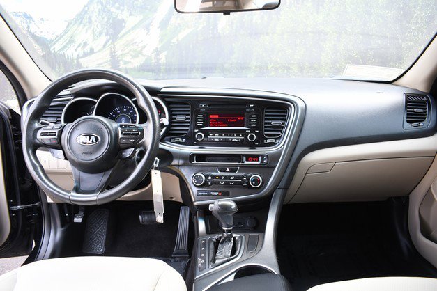 Used 2015 Kia Optima LX image 18