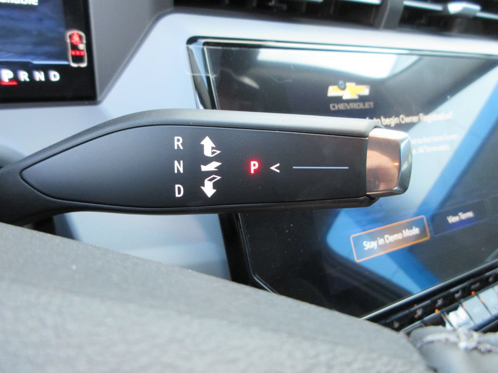 New 2027 Chevrolet Bolt RS w/ Technology Package FWD image 27