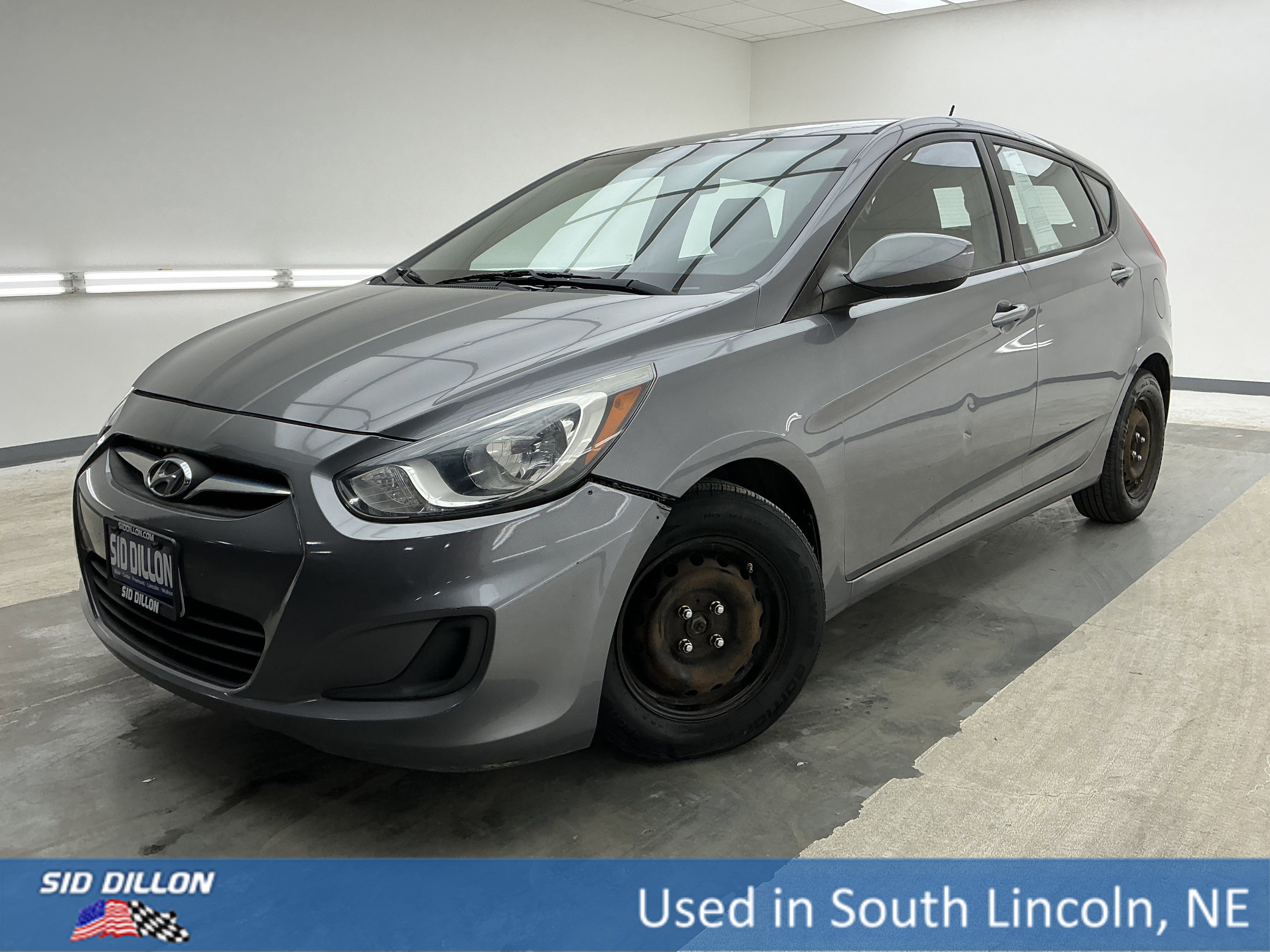 Used 2014 Hyundai Accent GS image 1
