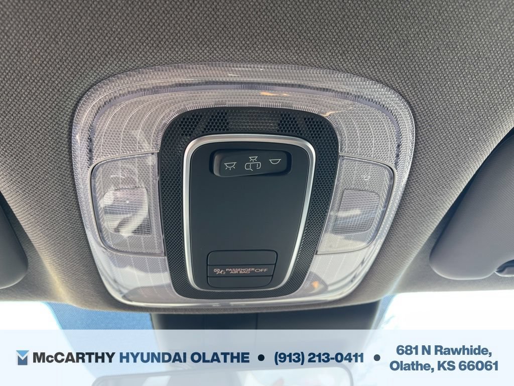 Used 2025 Hyundai Elantra Sport FWD image 26