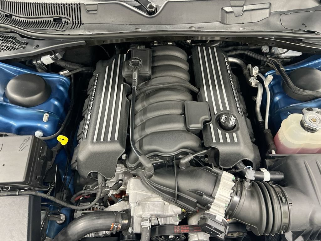 Used 2022 Dodge Challenger R/T Scat Pack RWD image 24