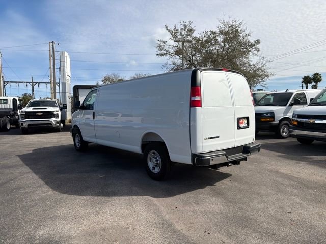 New 2025 Chevrolet Express 2500 Work Van 3D Extended Cargo Van w/ Driver Convenience Package RWD image 10