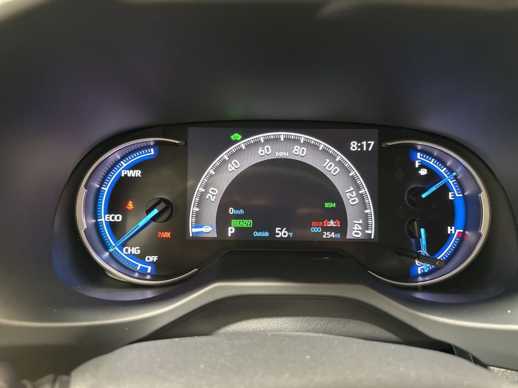 Used 2025 Toyota RAV4 XLE image 23