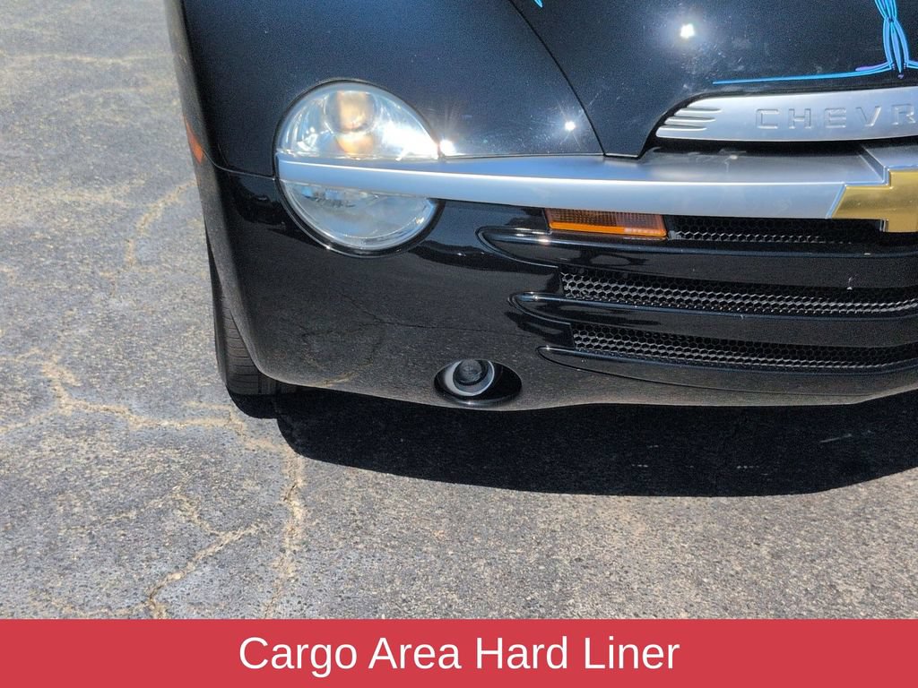 Used 2003 Chevrolet SSR RWD image 8