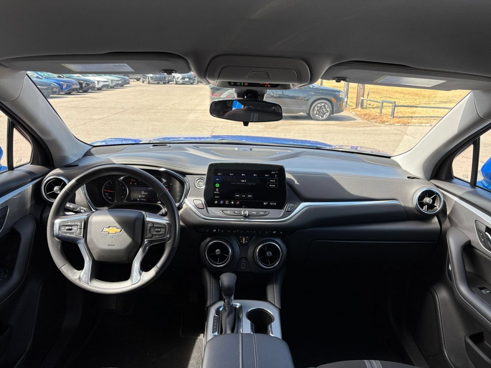 Used 2026 Chevrolet Blazer LT FWD image 33