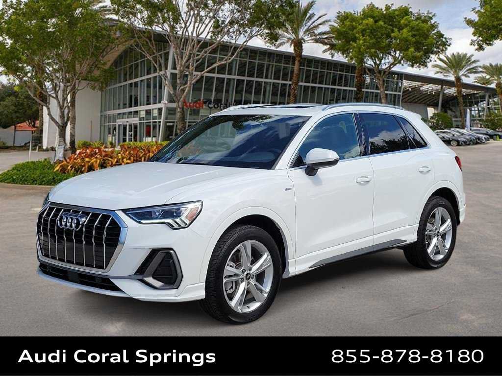Certified 2024 Audi Q3 2.0T Premium