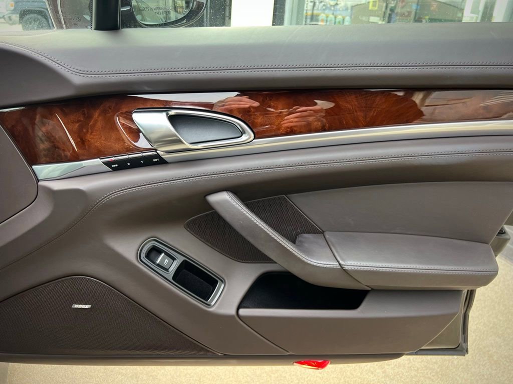 Used 2011 Porsche Panamera S image 27