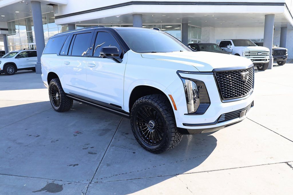Used 2026 Cadillac Escalade ESV Sport w/ Touring Package image 8