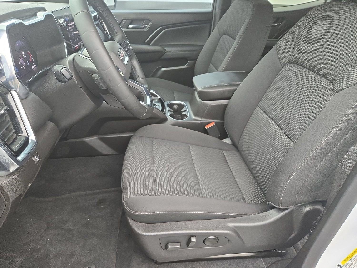 Used 2025 GMC Canyon Elevation w/ Convenience Package RWD image 16
