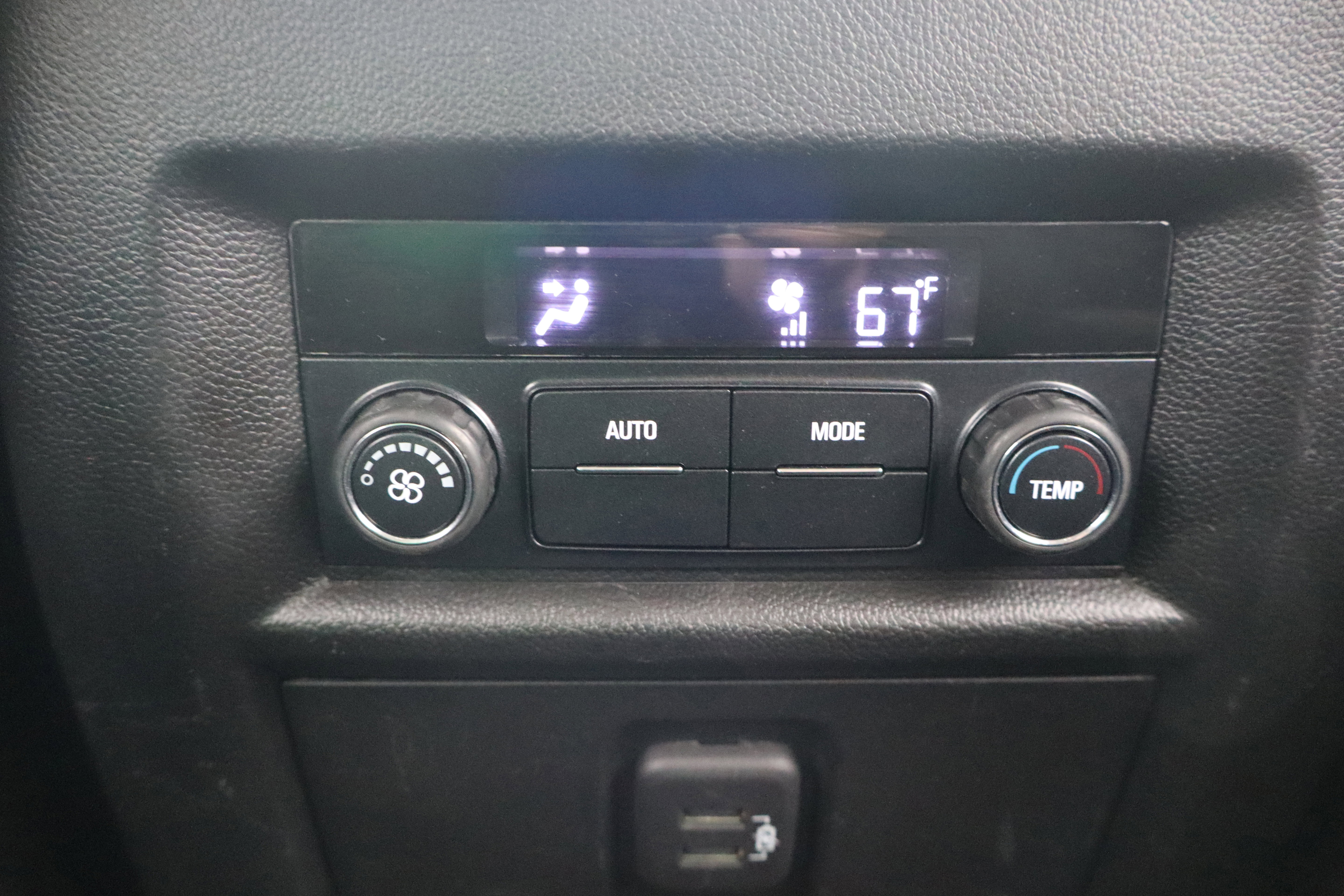 Used 2019 Chevrolet Traverse LT image 23