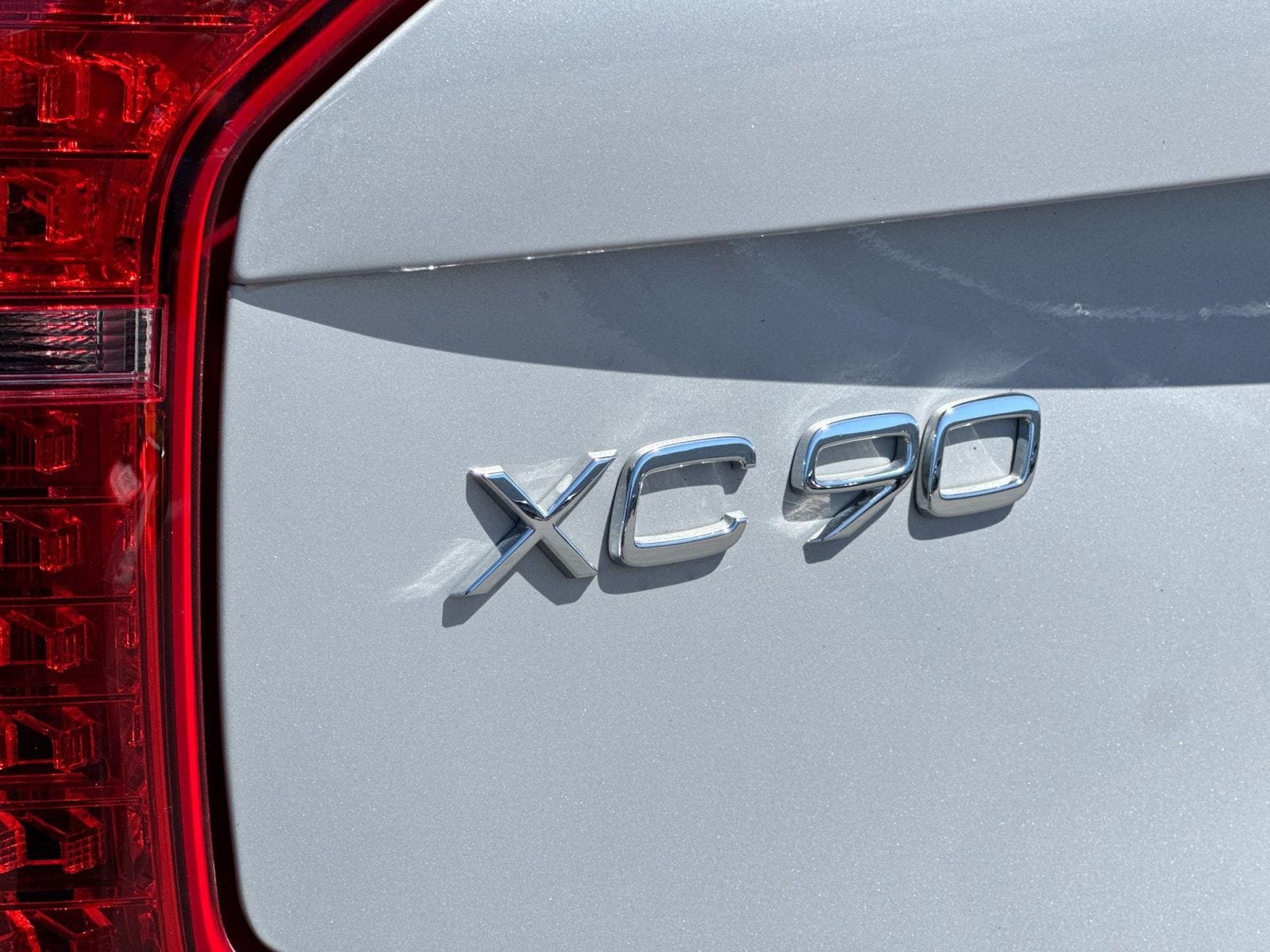 Certified 2023 Volvo XC90 T8 Ultimate AWD/4WD image 33