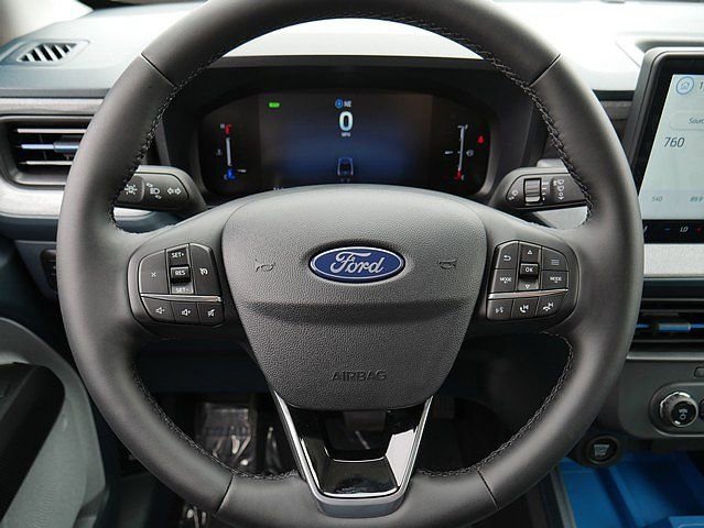 New 2025 Ford Maverick XLT w/ XLT Luxury Package FWD image 17