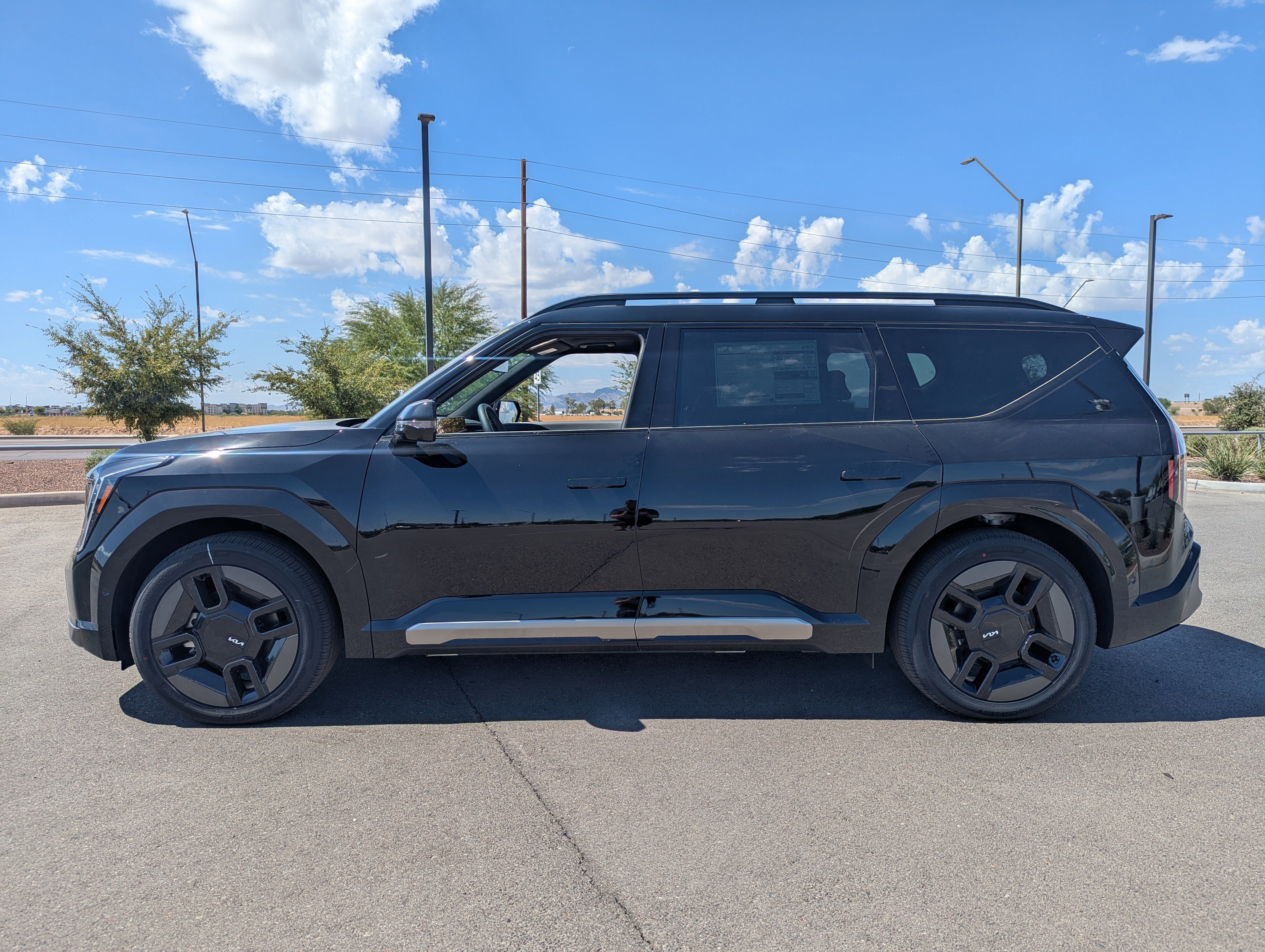 New 2026 Kia EV9 GT-Line image 2