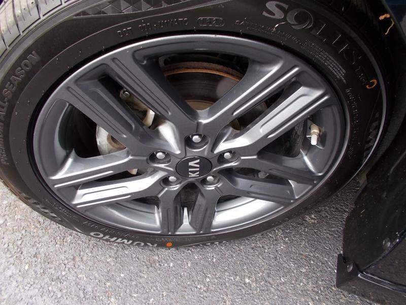 Used 2020 Kia Forte GT-Line w/ GT-Line Premium Package FWD image 17