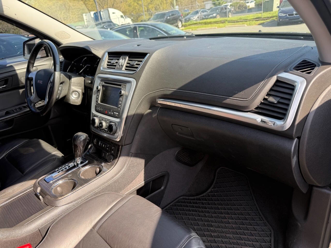 Used 2017 GMC Acadia Limited SLT FWD image 13