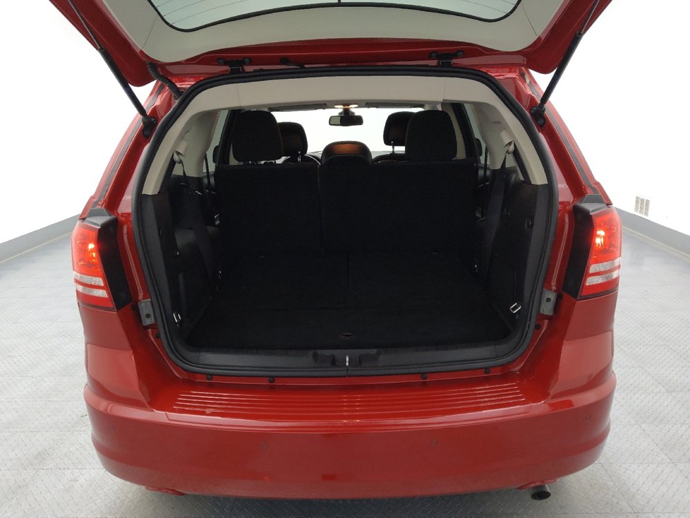 Used 2020 Dodge Journey SE w/ SE Popular Equipment Group image 29