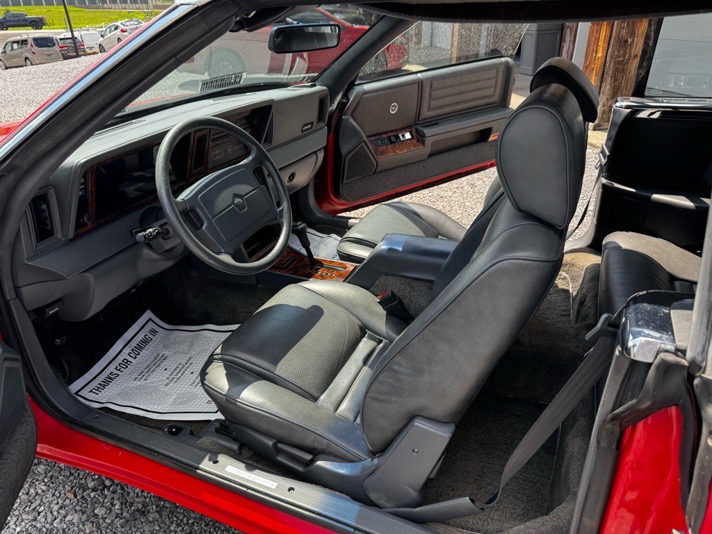 Used 1989 Chrysler LeBaron Premium FWD image 39