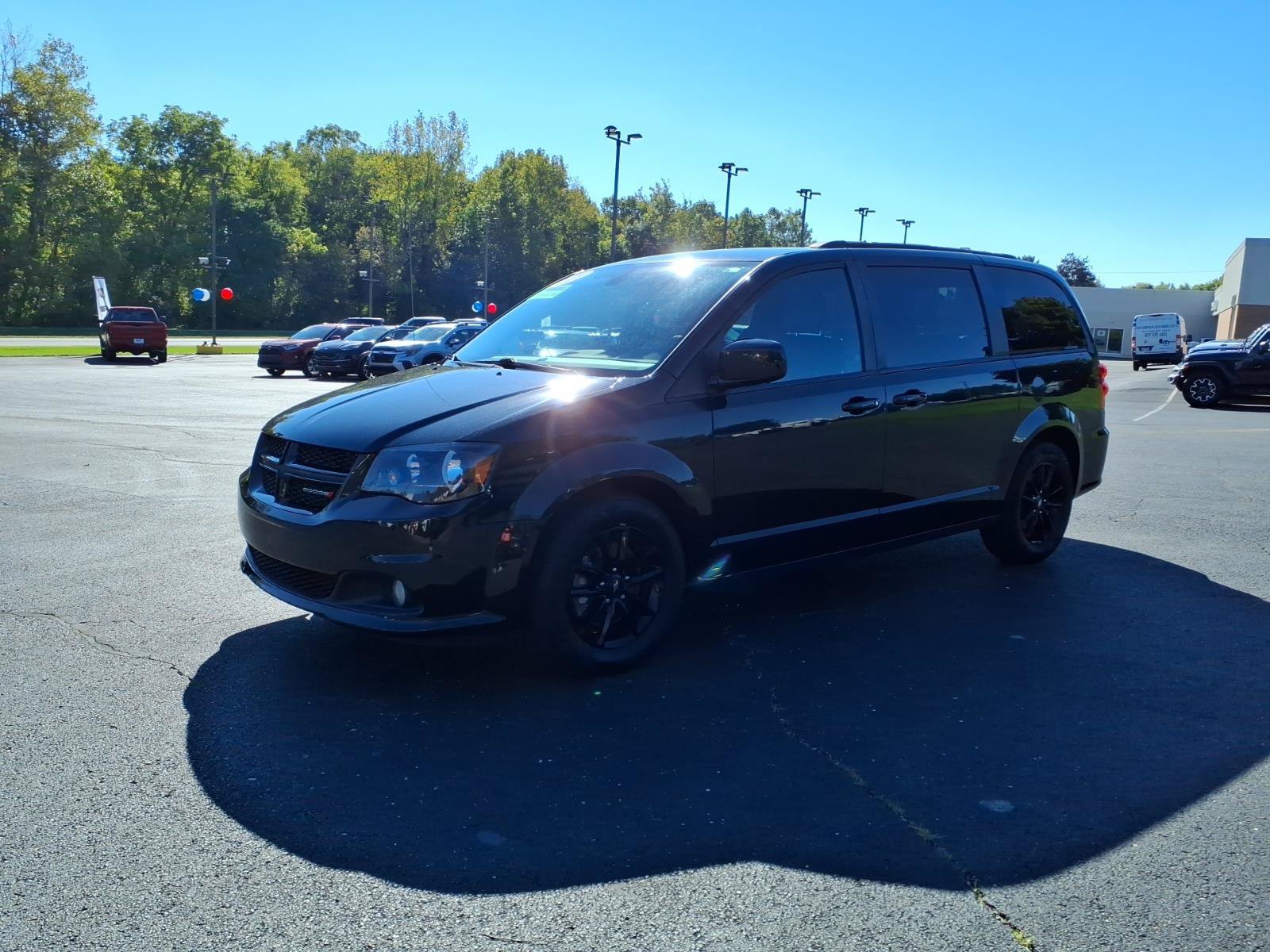 Used 2019 Dodge Grand Caravan GT FWD image 3