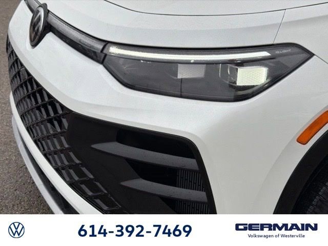 New 2026 Volkswagen Tiguan SEL R-Line image 13