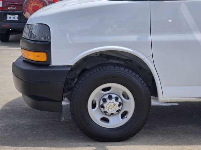 Used 2024 Chevrolet Express 3500 LS RWD image 8