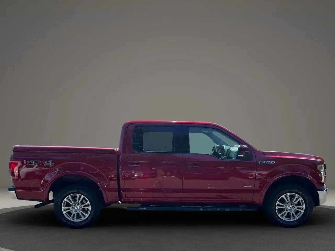 Used 2016 Ford F150 Lariat w/ Equipment Group 501A Mid image 4