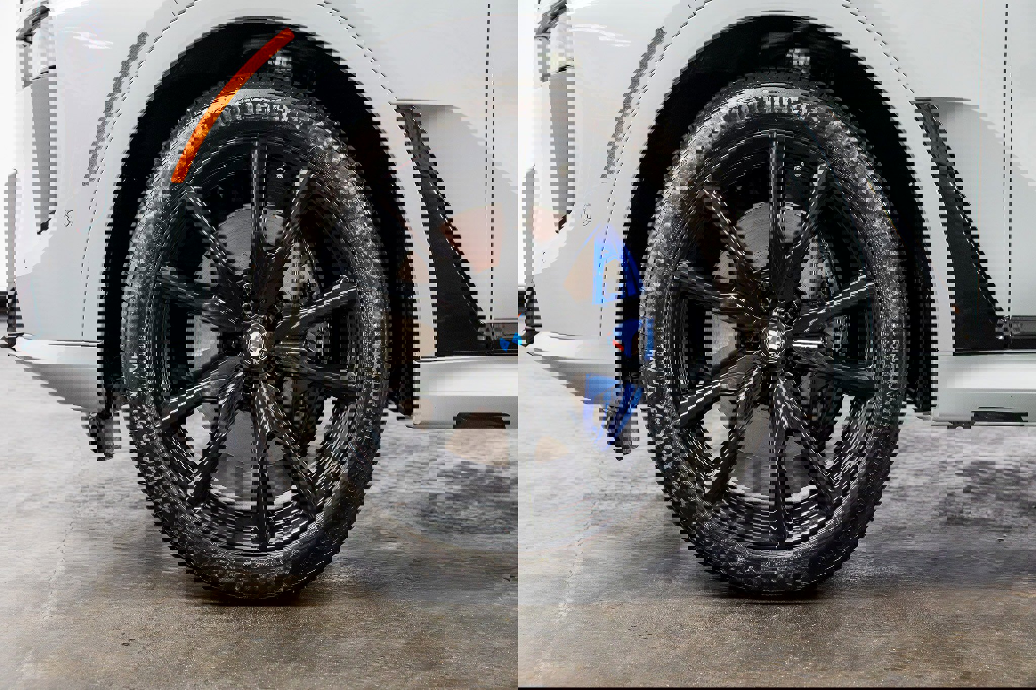 Used 2024 BMW X7 xDrive40i w/ M Sport Package image 11