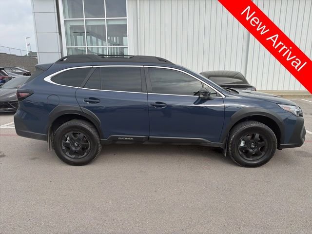 Used 2025 Subaru Outback Limited XT image 2