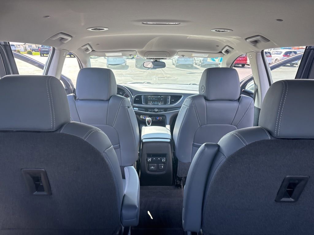 Used 2019 Buick Enclave Essence image 26