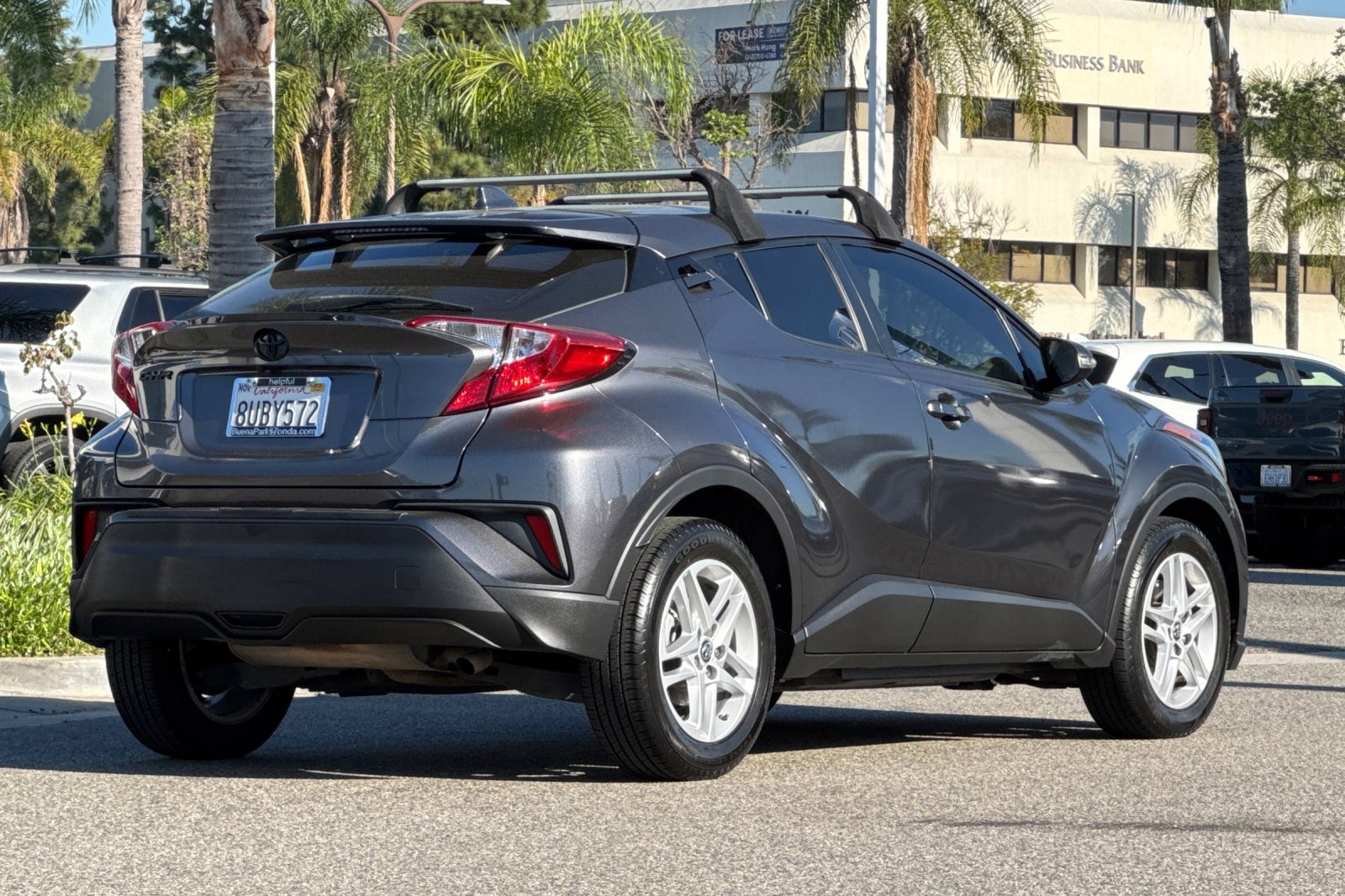 Used 2021 Toyota C-HR LE image 8