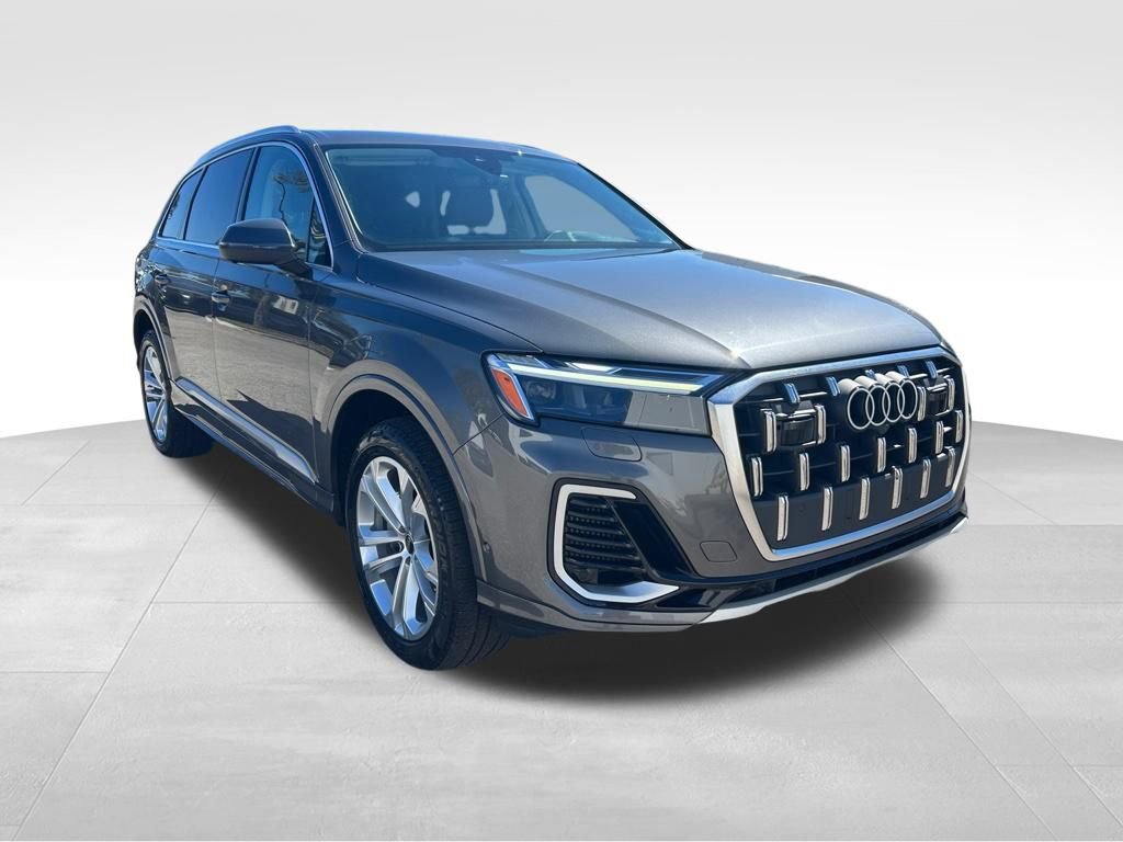 Used 2025 Audi Q7 3.0T Premium Plus image 2