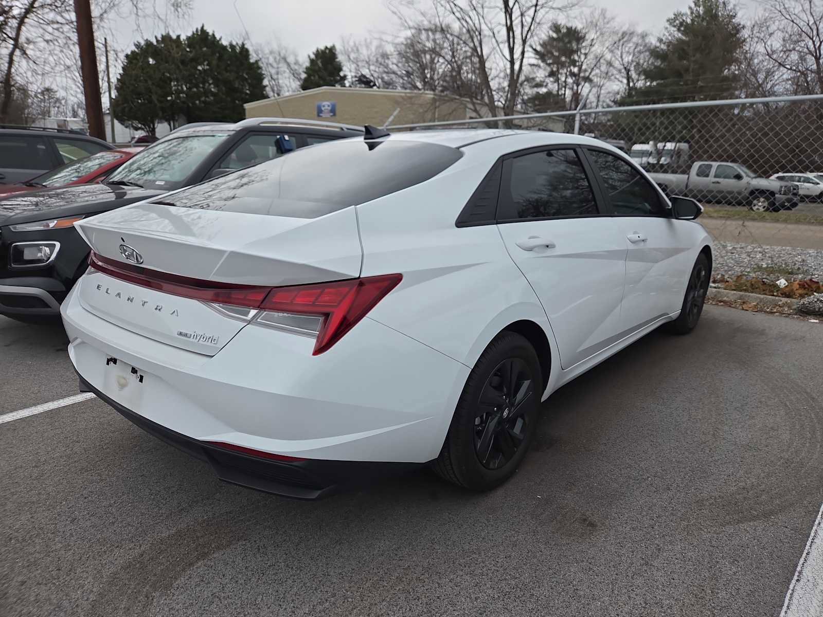Certified 2021 Hyundai Elantra Blue image 4