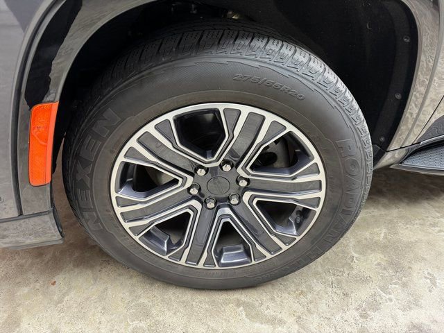 Used 2024 Jeep Wagoneer Series II w/ Flexible Seating Group image 29