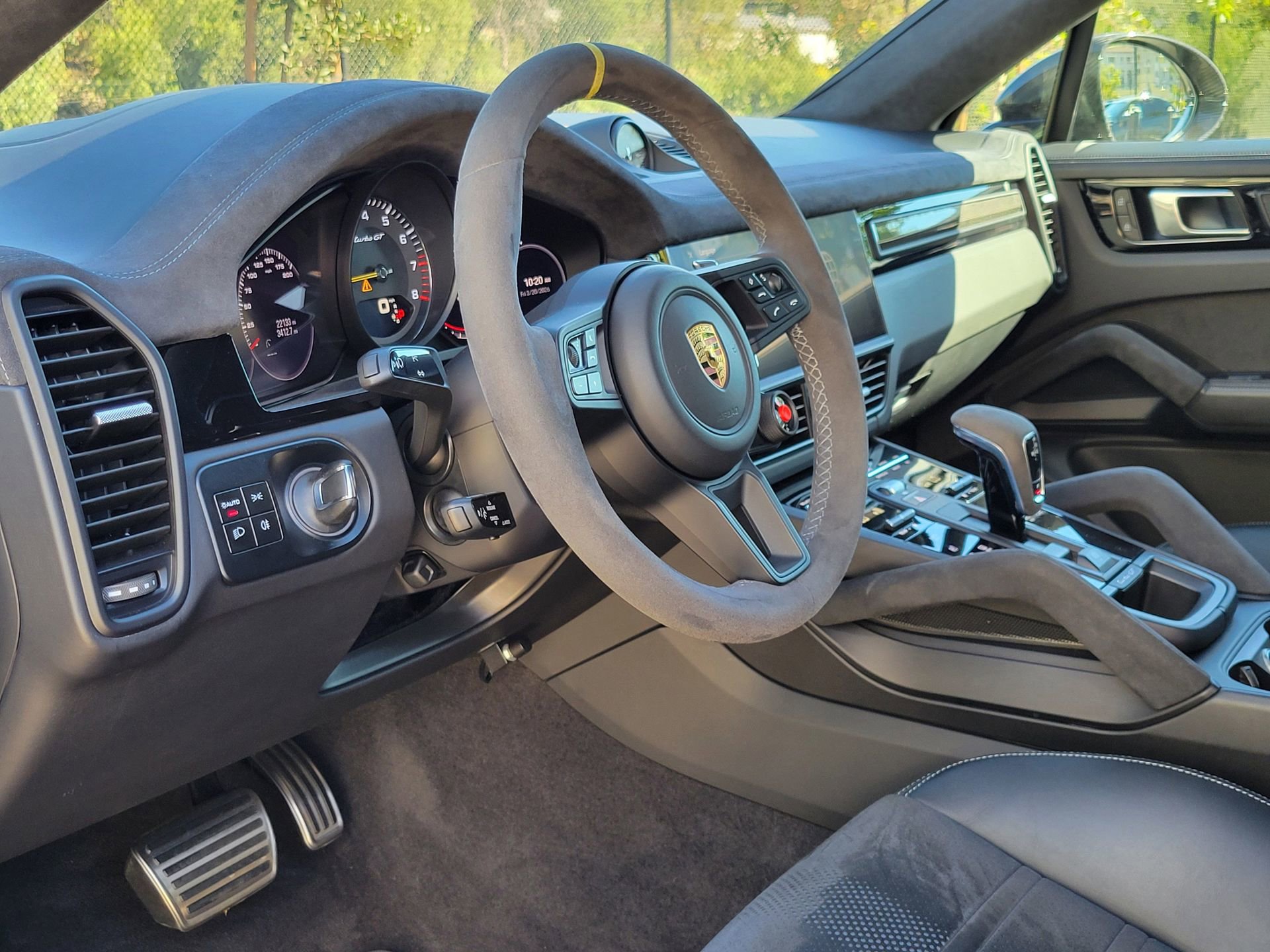 Certified 2023 Porsche Cayenne Turbo GT image 4